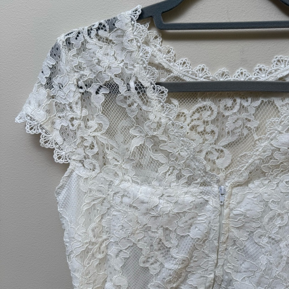 Lulu’s NWT Lace Top - Picture 7 of 10